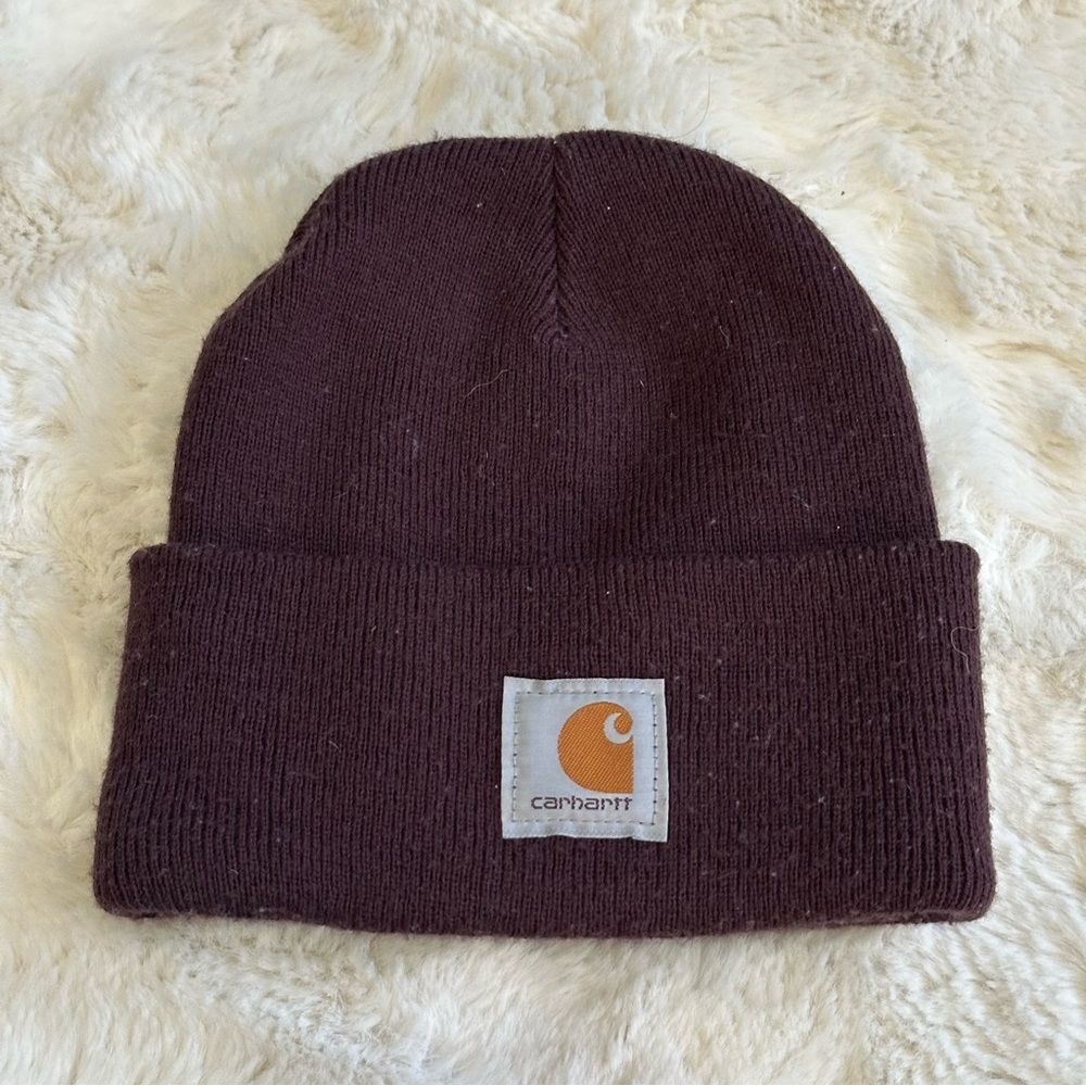 Brown carhartt beanie